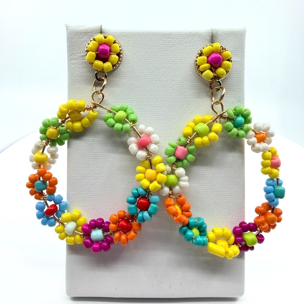 VTG Y2K Colorful Beaded Flower Hoop Drop Earrings Multi Color Seed Bead Floral